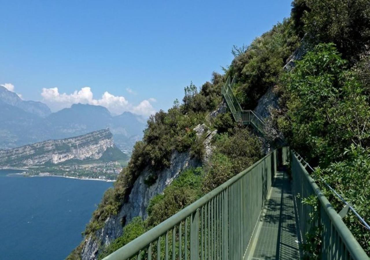 Casa Zanoni Apartment Torbole Sul Garda Exterior photo
